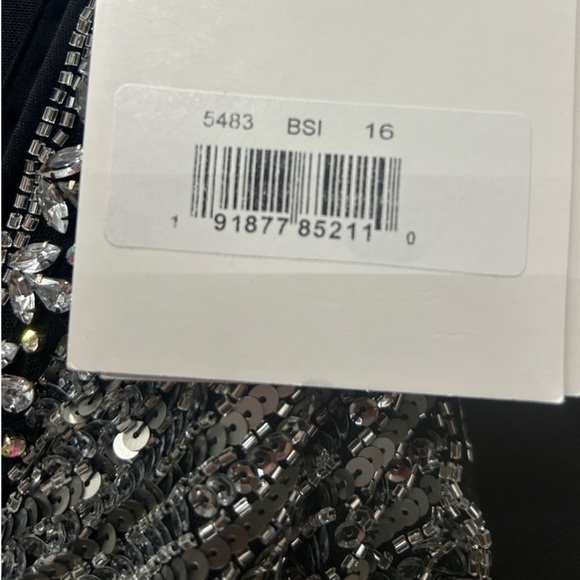 Mac Duggal Size 5483 NWT SEQUIN EMBELLISHED ELEGANT SLEEVELESS EVENING GOWN - Picture 10 of 10